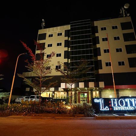 The L Hotel Entertainment Batam Exterior photo