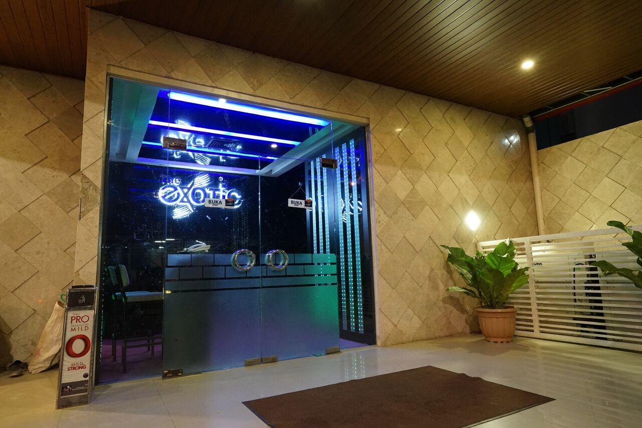 The L Hotel Entertainment Batam Exterior photo